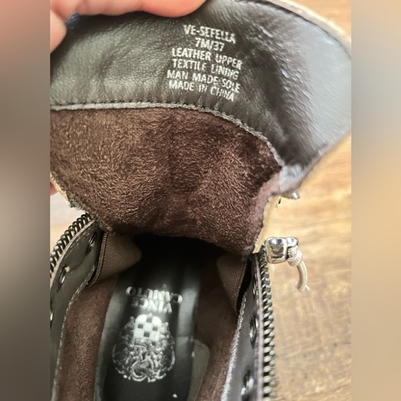 Vince Camuto booties sz 7 - Picture 5 of 5